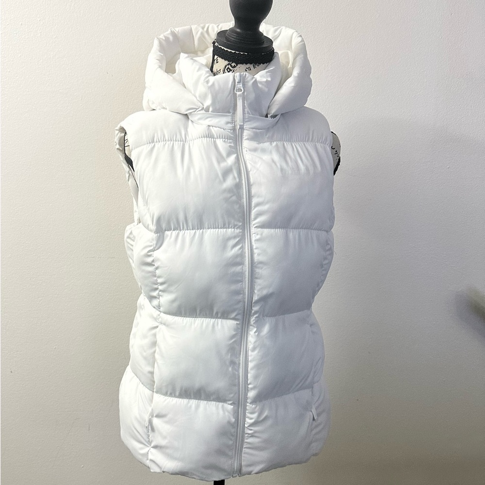 Women’s White Astral II Insulated Vest – Size 6 🤍❄️ - Picture 3 of 7